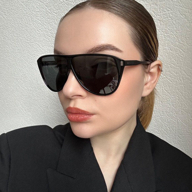 欧美复古飞行员式超大框米钉太阳眼镜女潮圆脸蛤蟆镜嘻哈街拍墨镜,ZIPPO/瑞士军刀/眼镜,太阳眼镜,淘宝优惠券,粉丝福利购,淘宝优惠卷