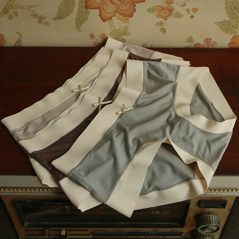 贴身日记宽腰拼色防滑包臀款内裤