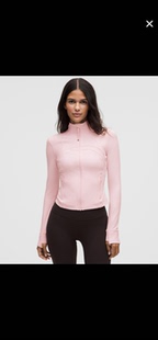 露露乐蒙加拿大正品修身短款夹克外套短款显白粉define短款lulu