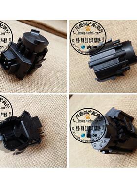 适用奔驰R107 R129 W124 W126 W140 W201 W202 W210 油门踏板开关