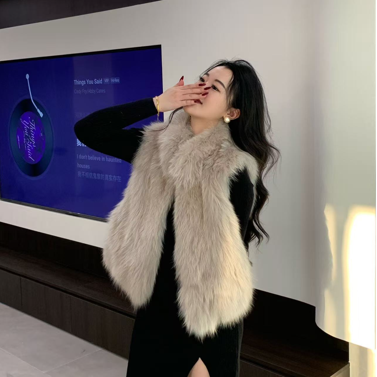 【韩女氛围】新款整皮狐狸毛 马甲皮草外套 DD