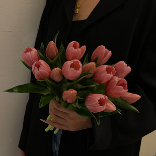 手感保湿超逼真郁金香室内高档摆放仿真花法式花艺轻奢客厅摆设