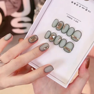 穿戴甲赛博朋克风格 全华设计师款 华子 缎面丝绒显白美甲 二次元