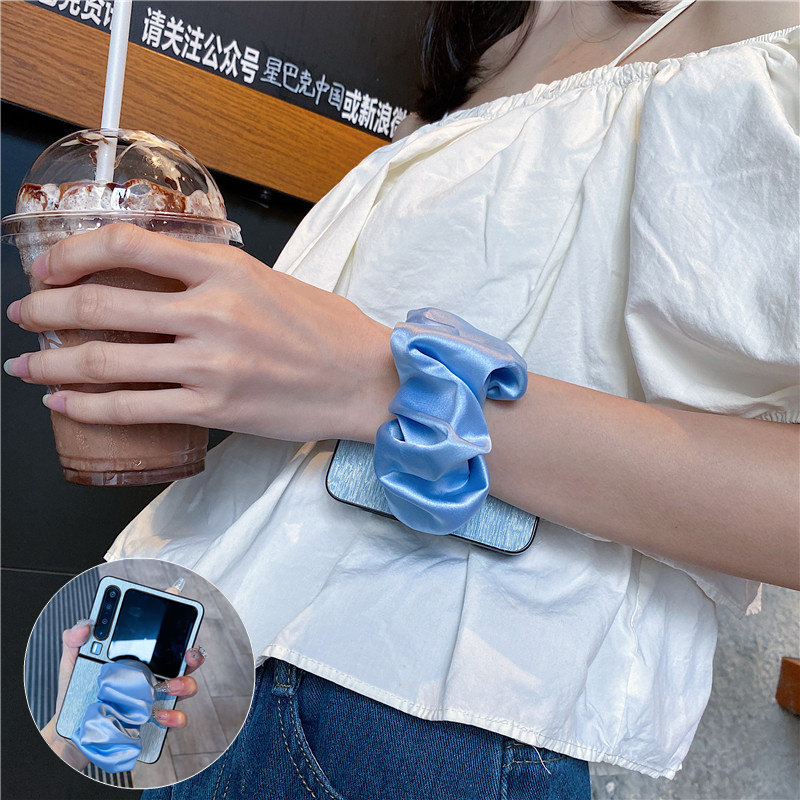 高级蓝适用三星zflip7手机壳5小折叠屏6弹力丝绸手腕带适用小米mixflip2防摔保护套适用摩托罗拉Razr60ultra