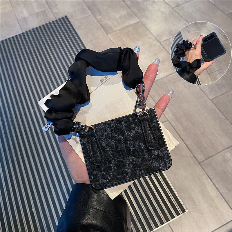 豹纹弹力手提带适用小米mixflip手机壳w25小折叠屏w24三星zflip6防摔5防摔4摩托罗拉Razr50ultra女40小众高级