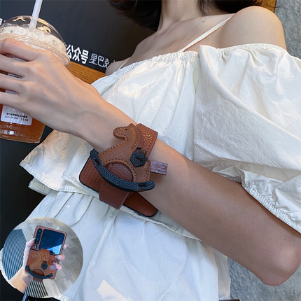 卡通小马手腕带适用华为PuraX手机壳典藏p50pocket2折叠屏nova适用荣耀magicvflip2适用OPPOfindn3新款vivoX