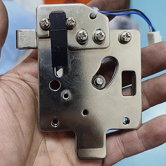 游戏机配件 欢乐马戏团超级魔术师小丑乐园出币口 币道五金