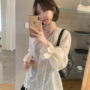 IMISS-26年早春韩标重工荷叶花边小衫R60962