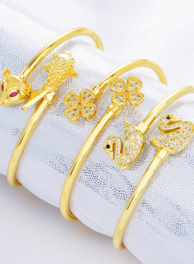 微镶四叶草手环首饰品黄铜镀金