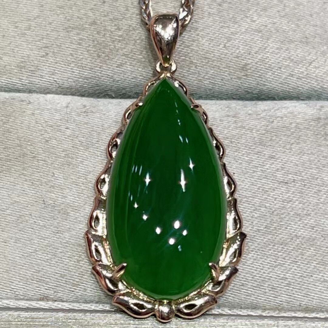 天然和田玉碧玉菠菜绿水滴吊坠18k金镶嵌玉石挂件送礼物