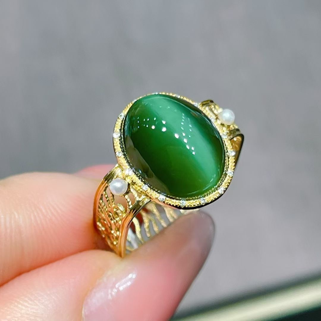 天然和田玉碧玉猫眼戒指18k金镶嵌玉石戒指