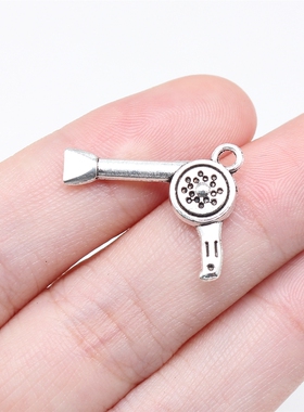 20个/包 17x21mm 古银色锌合金材质 吹风机吊坠 ABD-C15865