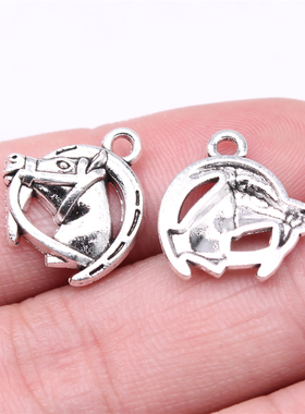 10个/包17x15mm古银色DIY饰品配件幸运马鞋马头吊坠