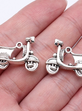 10个/包 23x18mm 古银色锌合金材质 电动车吊坠 ABD-C11448