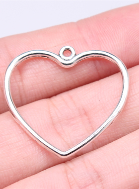 20个/包 30x28mm 多色DIY复古手作材料 镂空爱心吊坠 ABD-C15217