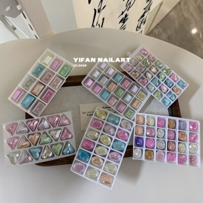 YIFANNAIL【爆裂冰花】富家千金~高品裂纹混彩尖底美甲钻Q33