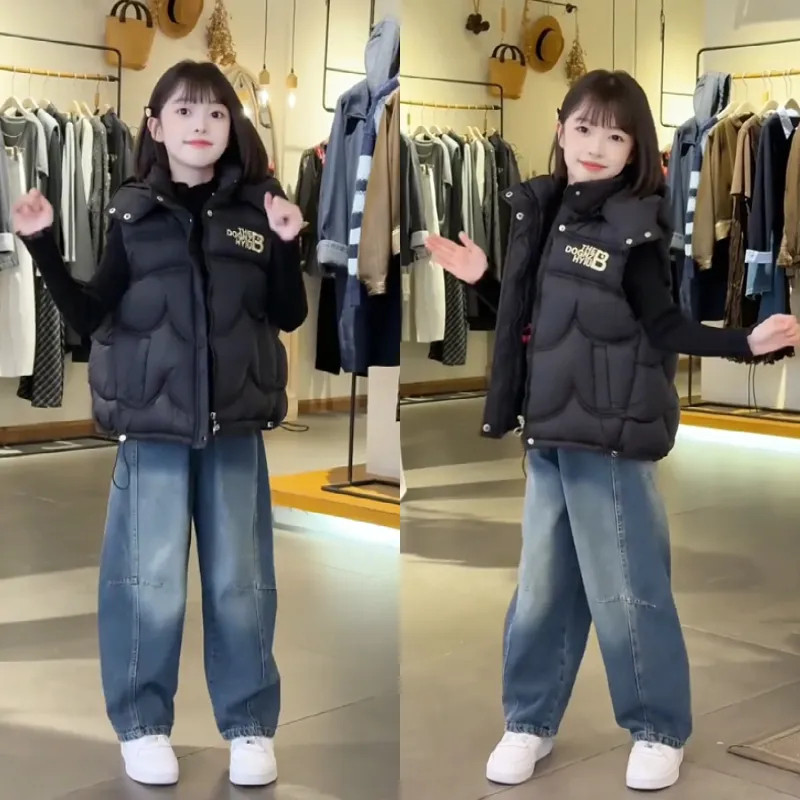 女童羽绒棉马甲秋冬款2026新款韩版加厚马夹女中大童连帽马甲黑金