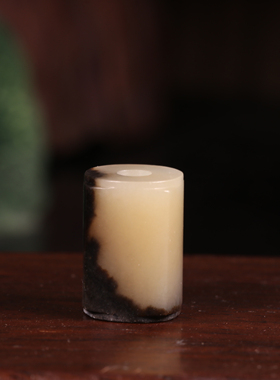 惹石玉雕新疆和田玉且末三色勒子