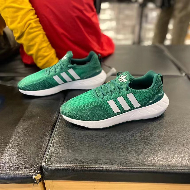 Adidas/阿迪达斯正品三叶草SWIFT RUN 22 男女同款夏跑步鞋GZ3501