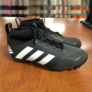 阿迪达斯THE GRAVEL 男女户外骑行鞋锁鞋耐磨运动鞋GW5331GW5330