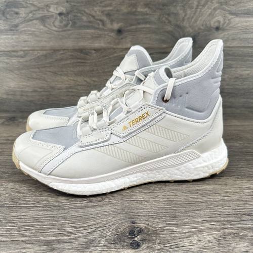 耐磨系带Adidas户外运动鞋