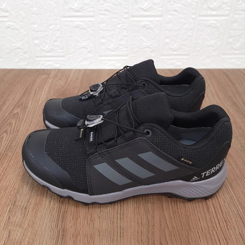 Adidas阿迪达斯 中大童GTX防水透气防滑耐磨户外徒步休闲鞋FU7268