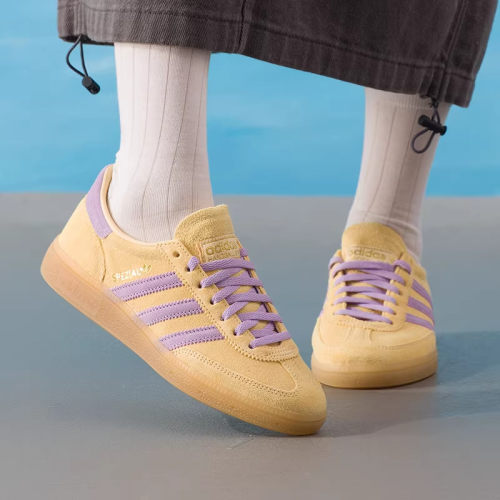 adidas阿迪达斯三叶草HANDBALL SPEZIAL W女子运动休闲板鞋JR3617