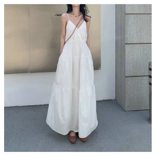 白色仙女裙吊带裙海边度假连衣裙女显瘦夏季 法式 裙子小众气质长裙