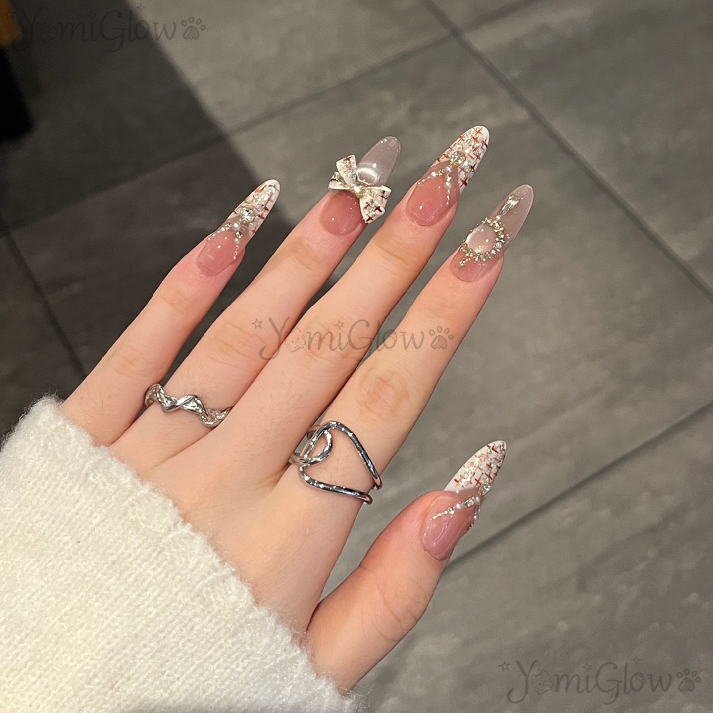 轻奢小香风穿戴甲高级感成品美甲可拆卸指甲贴片气质显白蝴蝶结