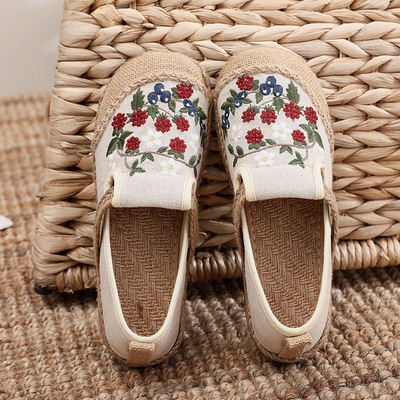 Women Loafer Embroidered Canvas Shoe民族风绣花鞋浅口低帮布鞋