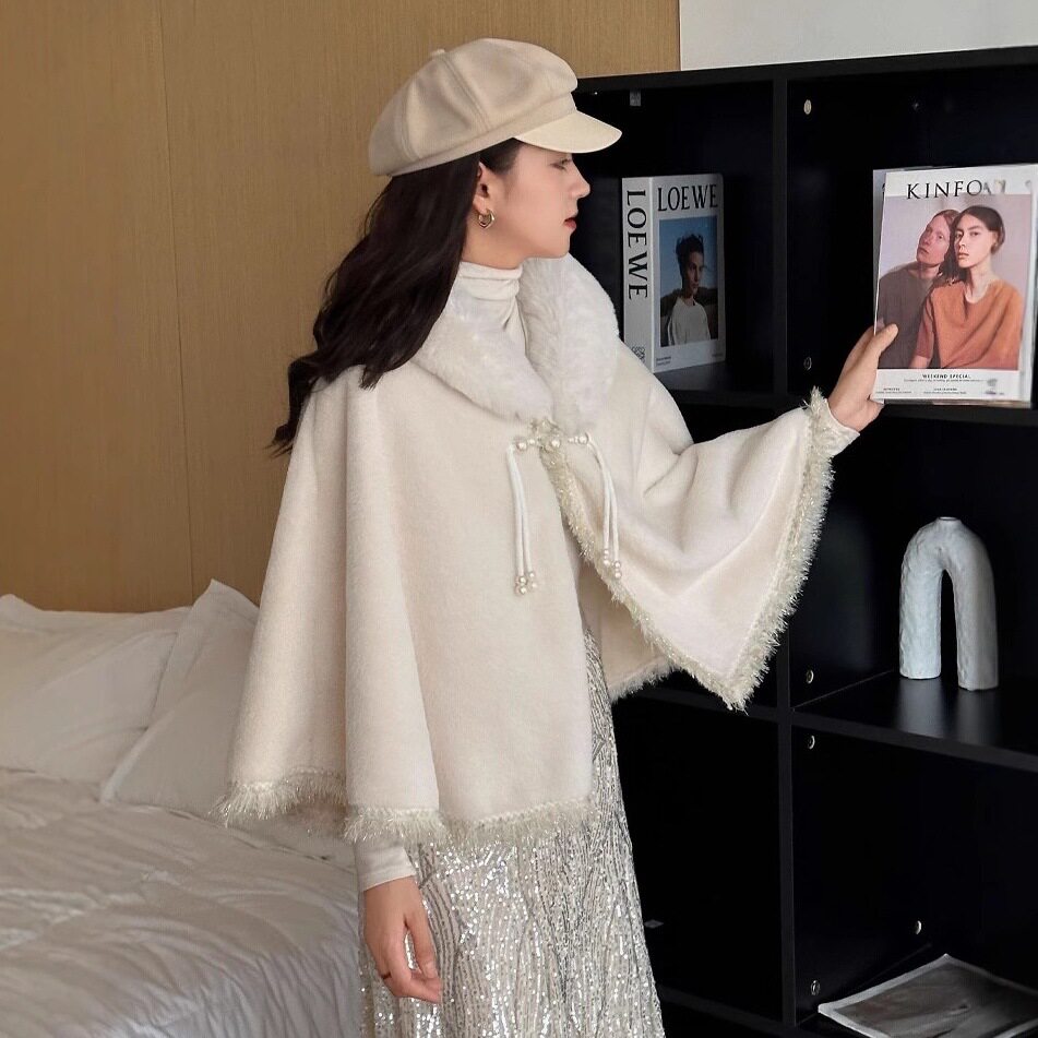 Women Poncho Cape Outwear流苏斗篷披肩大毛领皮草外套国风旗袍