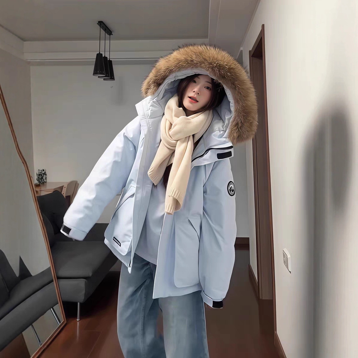 蓝色大毛领羽绒服女短款2025年冬季新款小个子加厚白鸭绒派克