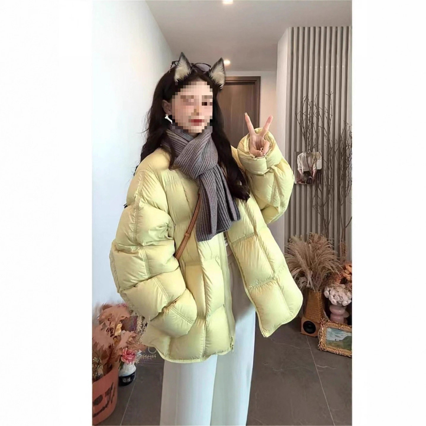 绒服泡芙轻柔圆领面包服羽绒服女冬季新款短款韩版宽松时尚外套