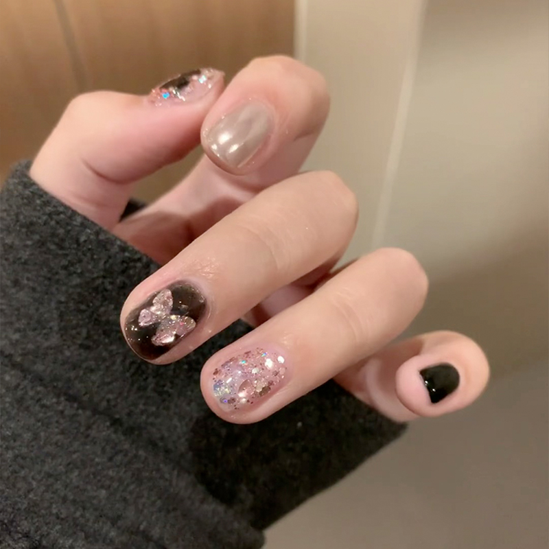 春夏甜酷女孩镂空蝴蝶爆闪美甲