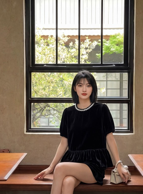 -26年夏上新名媛千金风丝绒小衫(不配项链)ZL-XMS7388