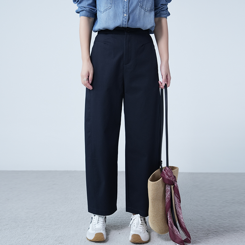 吴大潼抗皱九分休闲弯刀裤