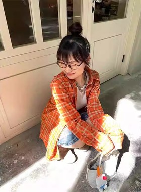 大码胖mm橙色多巴胺青春活力格子衬衫女夏宽松小个子长袖防晒衬衣
