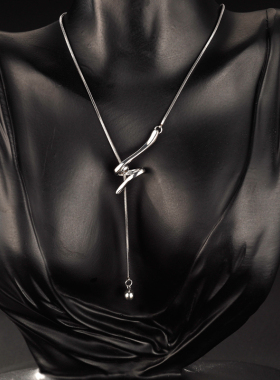 名匠工坊毛衣链抽拉式长锁骨项链