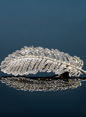 韩国轻奢水钻羽毛珍珠发夹气质少女镶钻刘海边夹鸭嘴夹森系发饰品