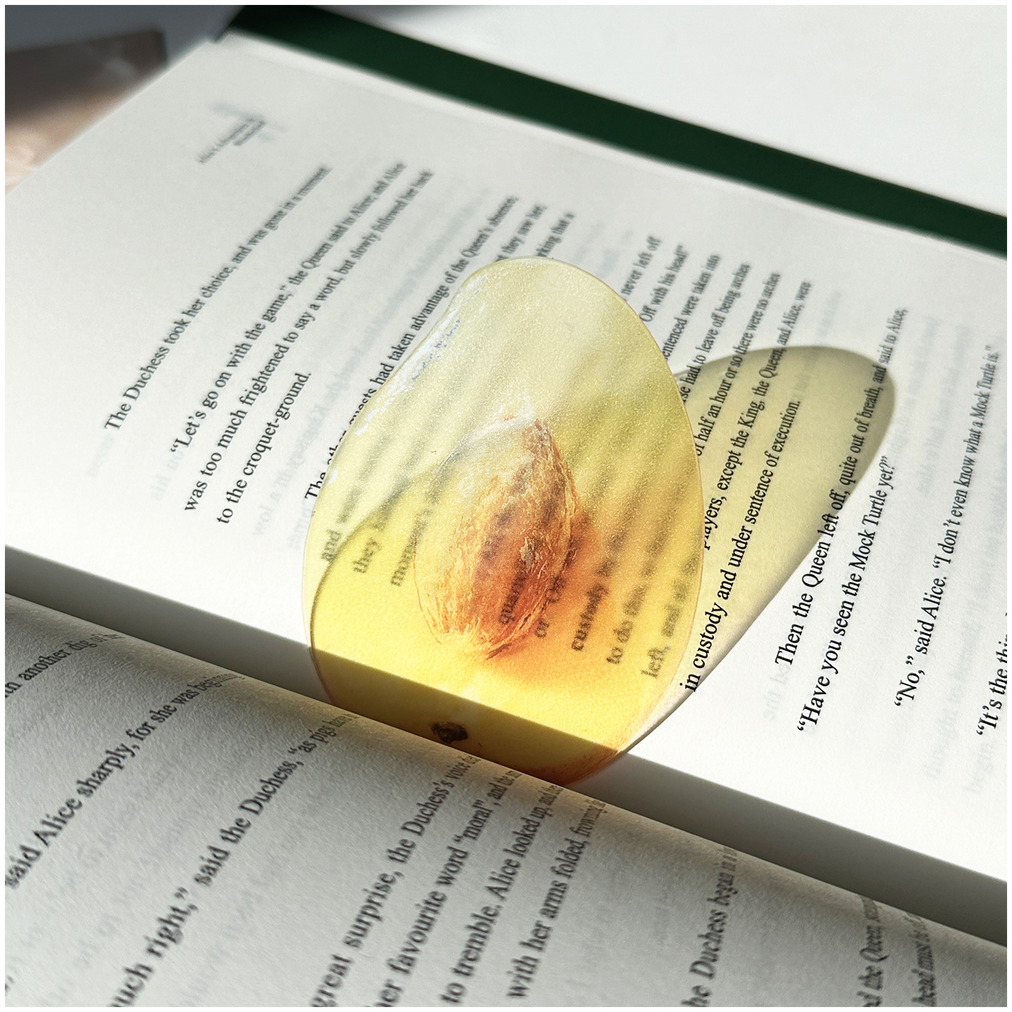 原创芒果枇杷青苹果水果书签