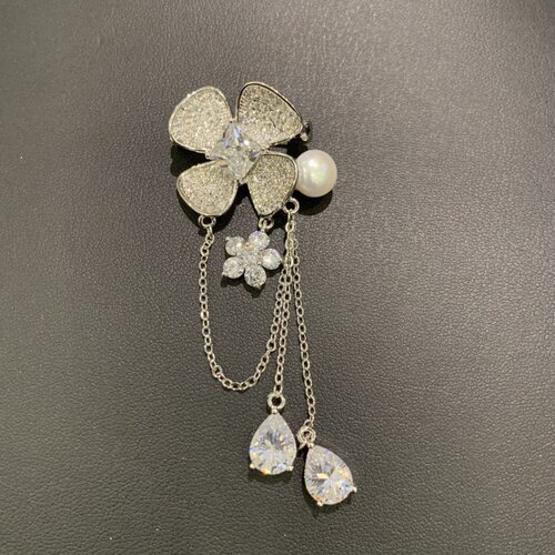 天然淡水珍珠胸针 花朵胸花 锆石