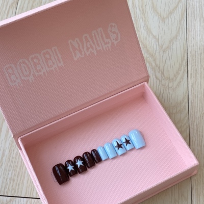 欧美法式手绘酒红星星撞色穿戴甲