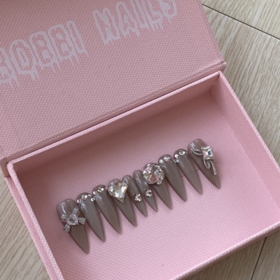 BOBBINAILS富家千金感奢华富贵重工百搭温柔高级全钻可拆卸穿戴甲