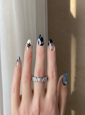 BOBBINAILS欧美ins手绘晕染鳄鱼纹魔镜粉钢珠多元素可拆卸穿戴甲