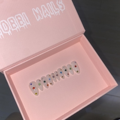 夏日法式极光水珠梦幻粉紫穿戴甲