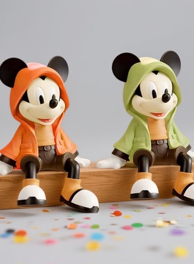 风衣米奇摆件坐姿电视柜装饰酒柜高级感风格小众手办轻奢桌面摆wq