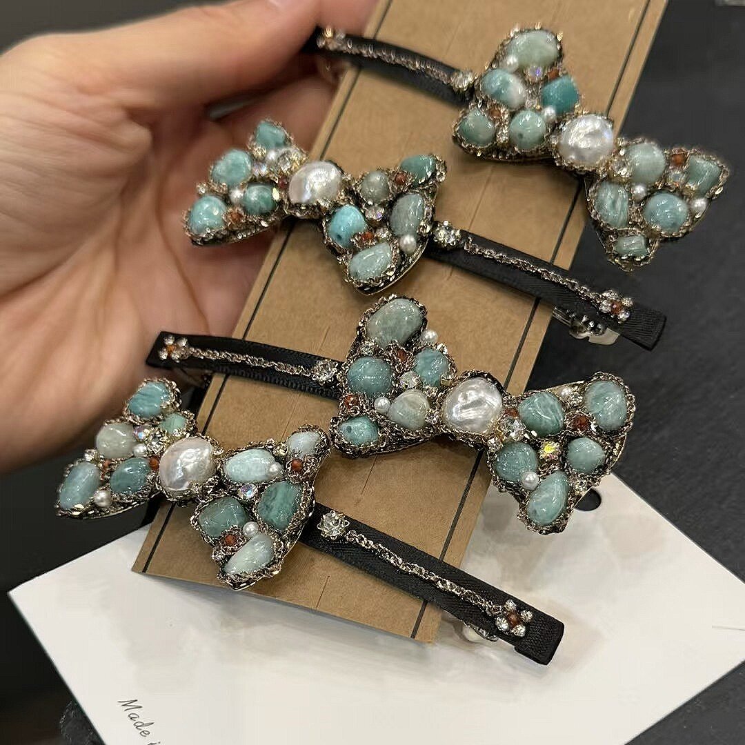 轻奢手工镶钻蓝色原石蝴蝶结发夹