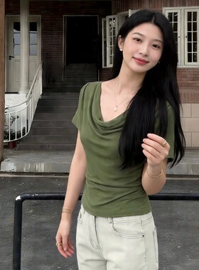 钱章章 巨显瘦！设计感天丝绵羊毛不规则荡领一字肩气质短袖女