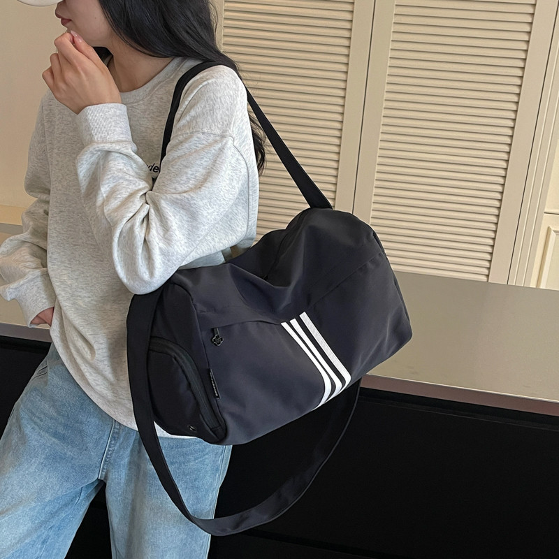 运动健身包女干湿分离斜挎瑜伽包出门随身时尚轻便短途手提旅行包