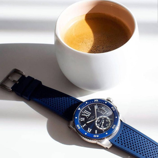 正品 24mm平头通用柔软舒适防水 lugran氟胶表带适配卡利博50寻23